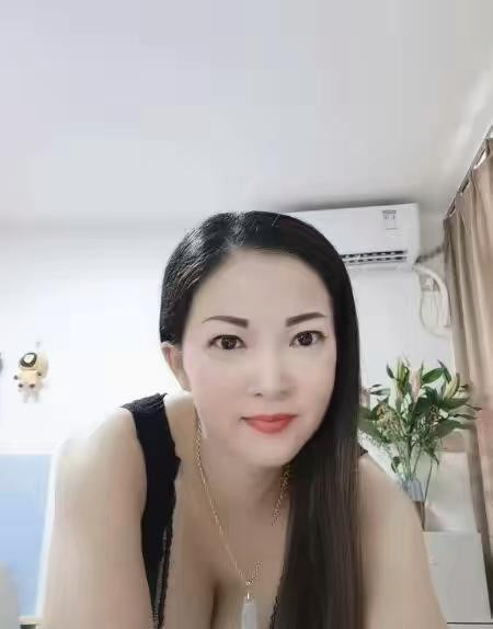大胸风韵熟女 娟娟